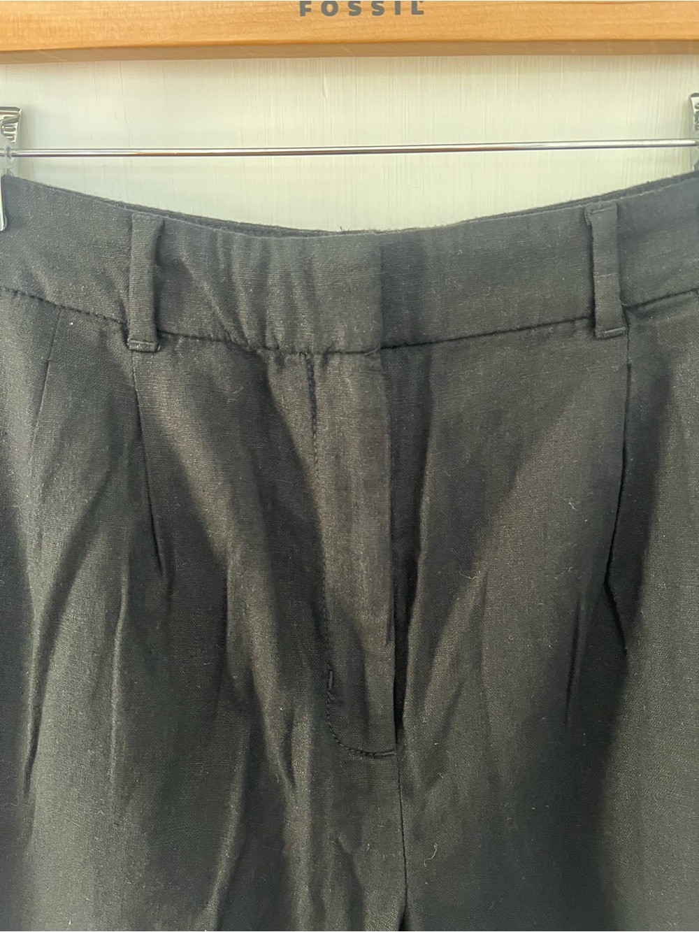 NWT - Old Navy - Extra High-Waisted Taylor Trouser Shorts - 5-inch inseam Black - Picture 6 of 8